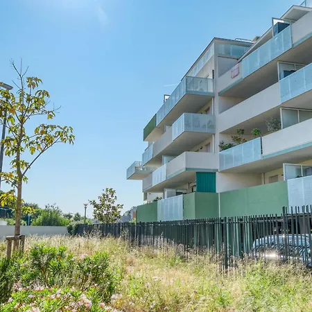 2-bedroom With Pool Parking & Balcony * Le Lavandou